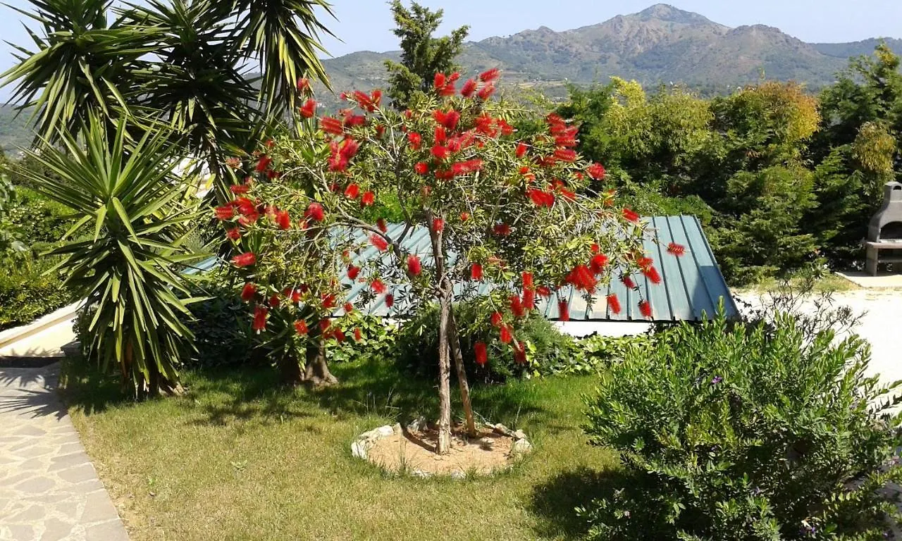 Master Apartment In Villa 6 To 8 Persons With Large Private Garden Capoliveri