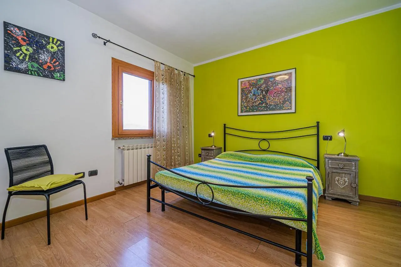 Master Apartment In Villa 6 To 8 Persons With Large Private Garden كابوليفيري إيطاليا