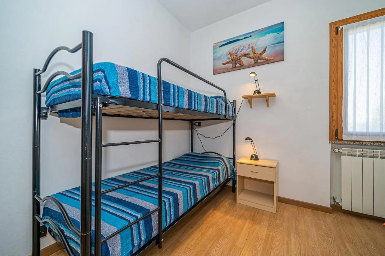 Master Apartment In Villa 6 To 8 Persons With Large Private Garden Capoliveri
