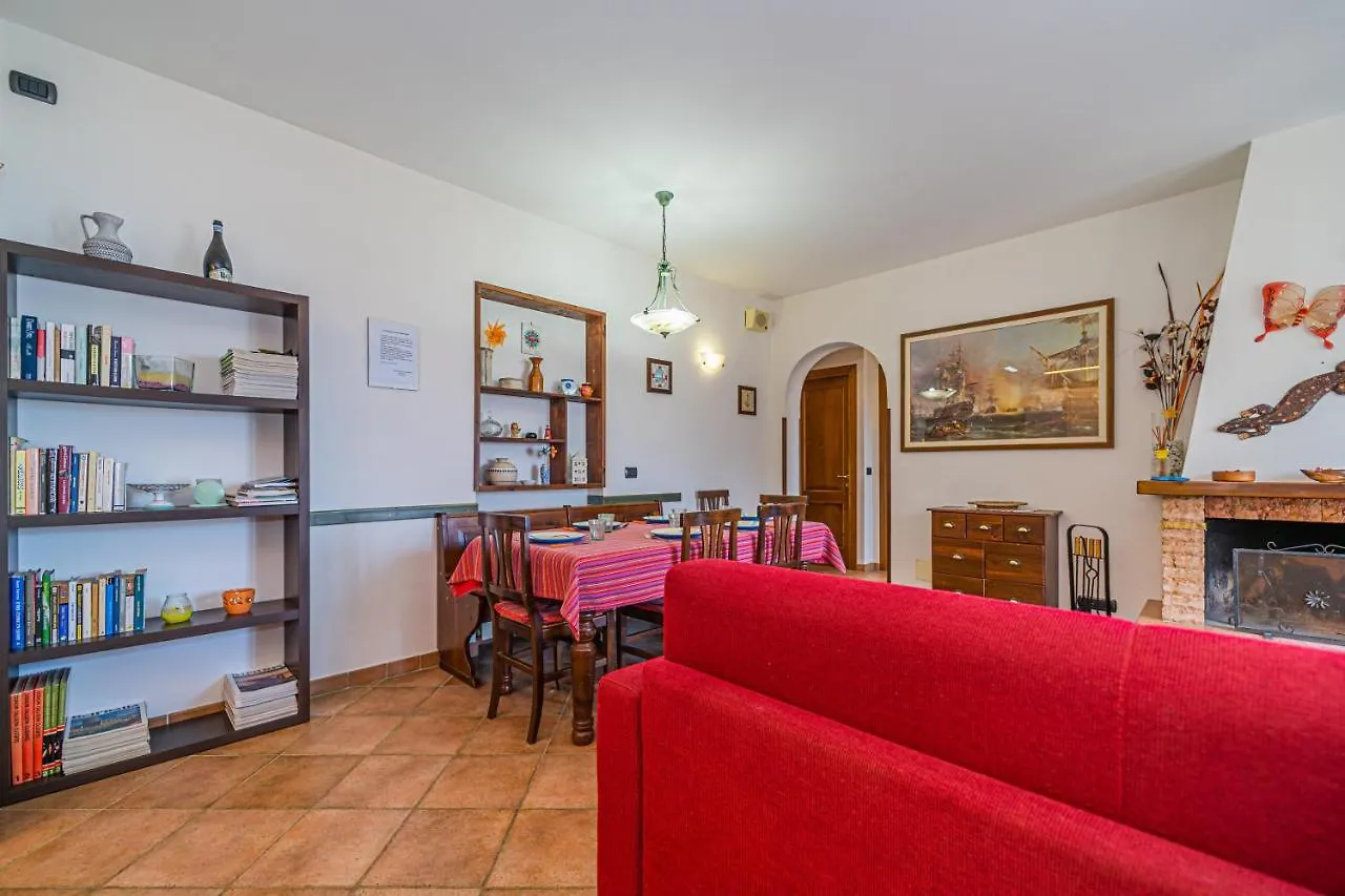 Master Apartment In Villa 6 To 8 Persons With Large Private Garden كابوليفيري إيطاليا